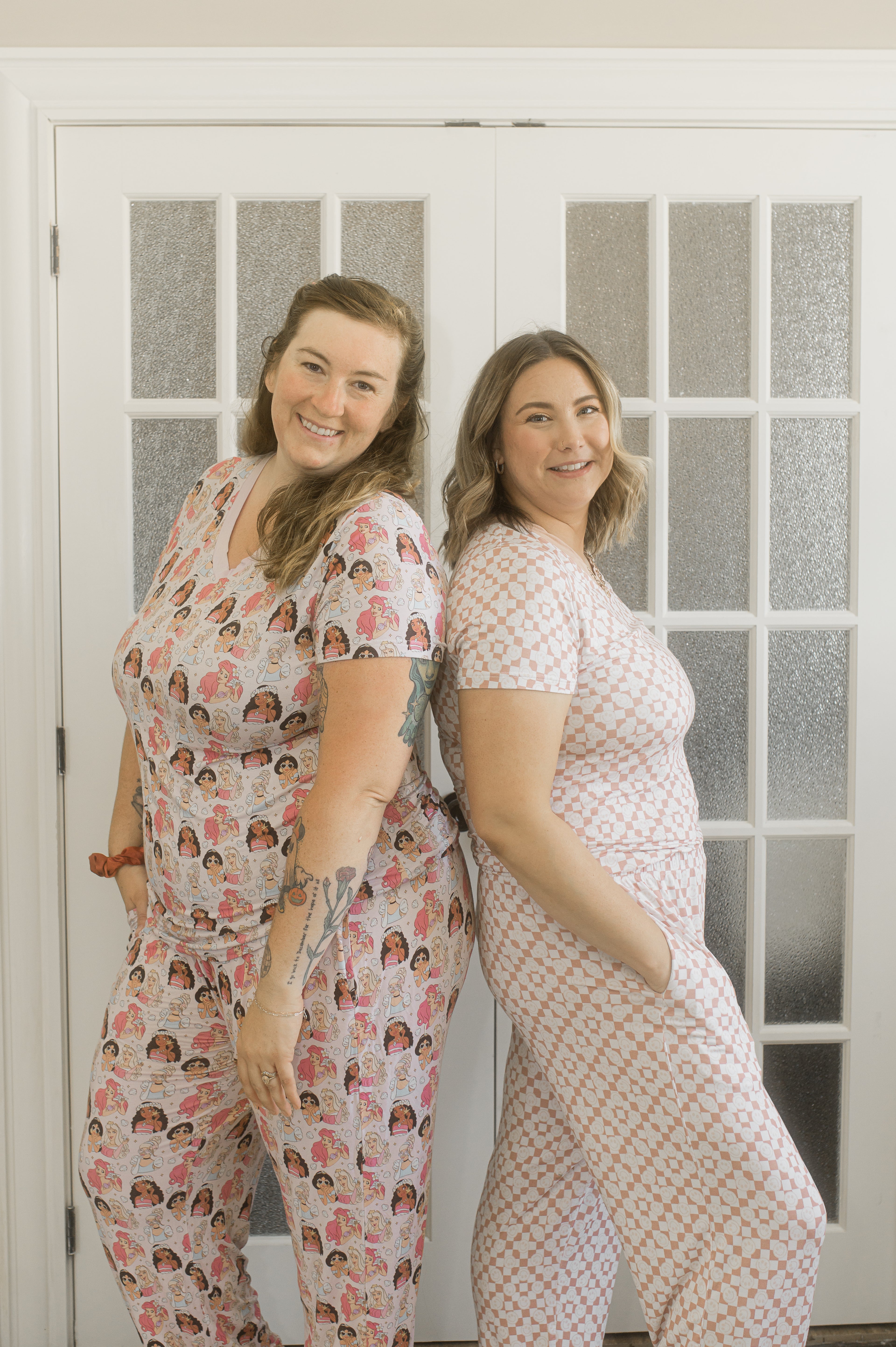 Spooky Sister Short Sleeve Top with Jogger Bottom Women's Pajama Set